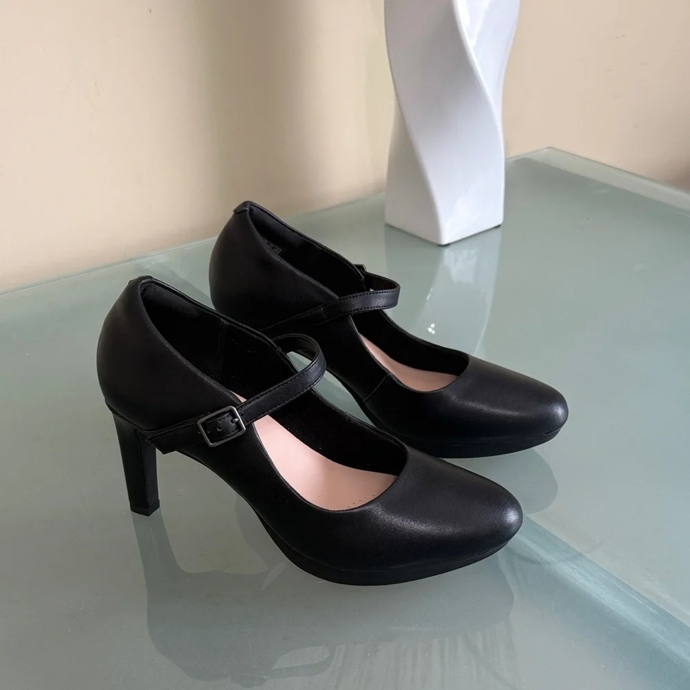 Clarks Mary Jane Heels Black Ankle Strap LEATHER Mary Jane Heels Size 8.5 - Picture 7 of 11